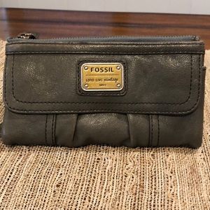 Fossil wallet